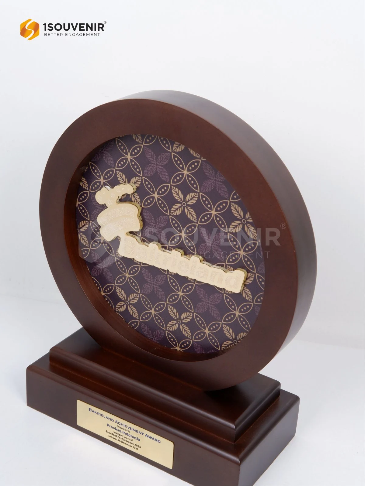 Plakat Kayu Bulat Bakrieland Achievement Award Penghargaan untuk Excellent Performances 2 DETAIL-PK662 Plakat Kayu Bulat Bakrieland Achievement Award