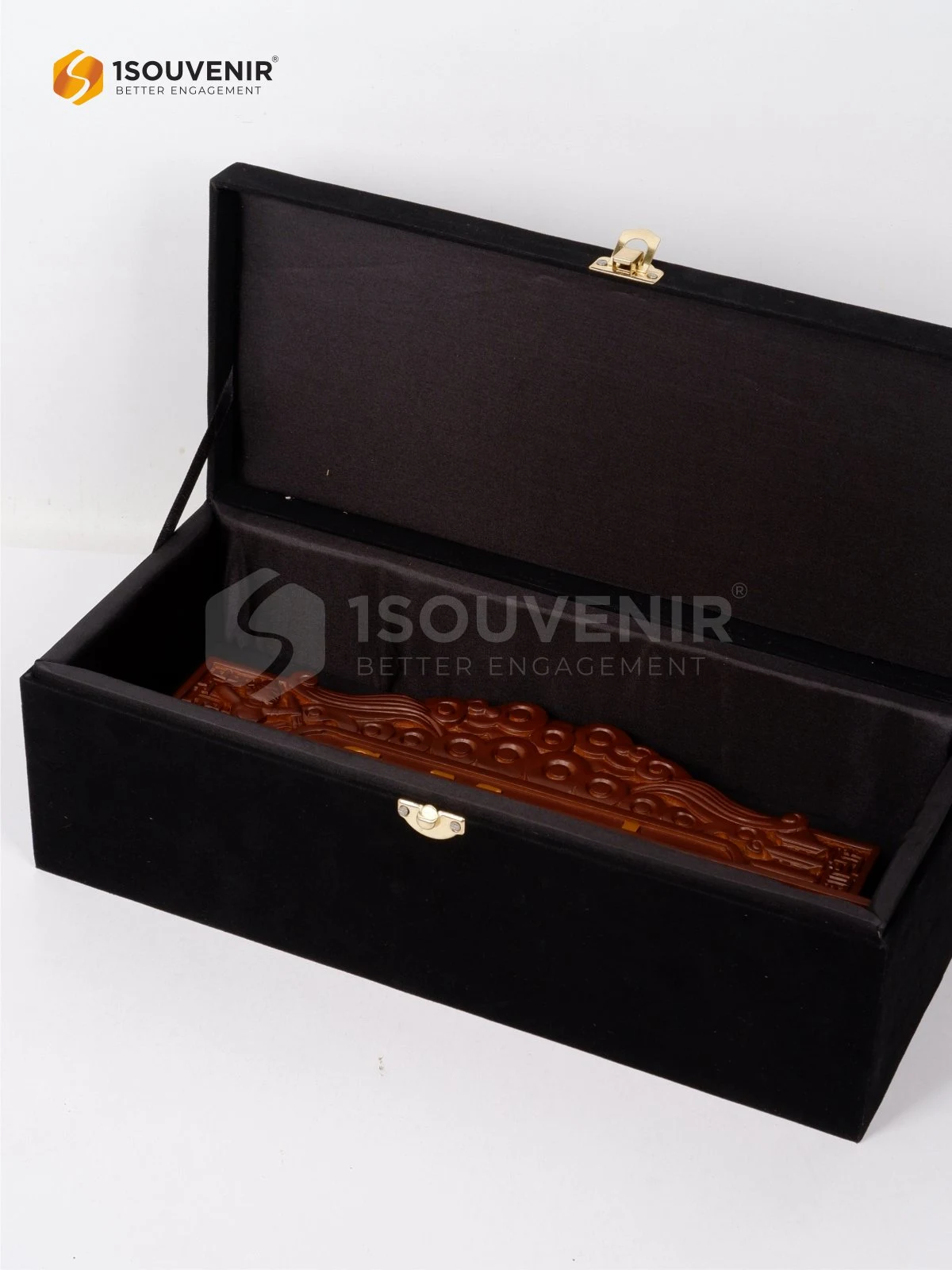 Papan Nama Meja Ukir S. Maeda 3 DETAIL2-KK209 Papan Nama Meja Ukir S. Maeda