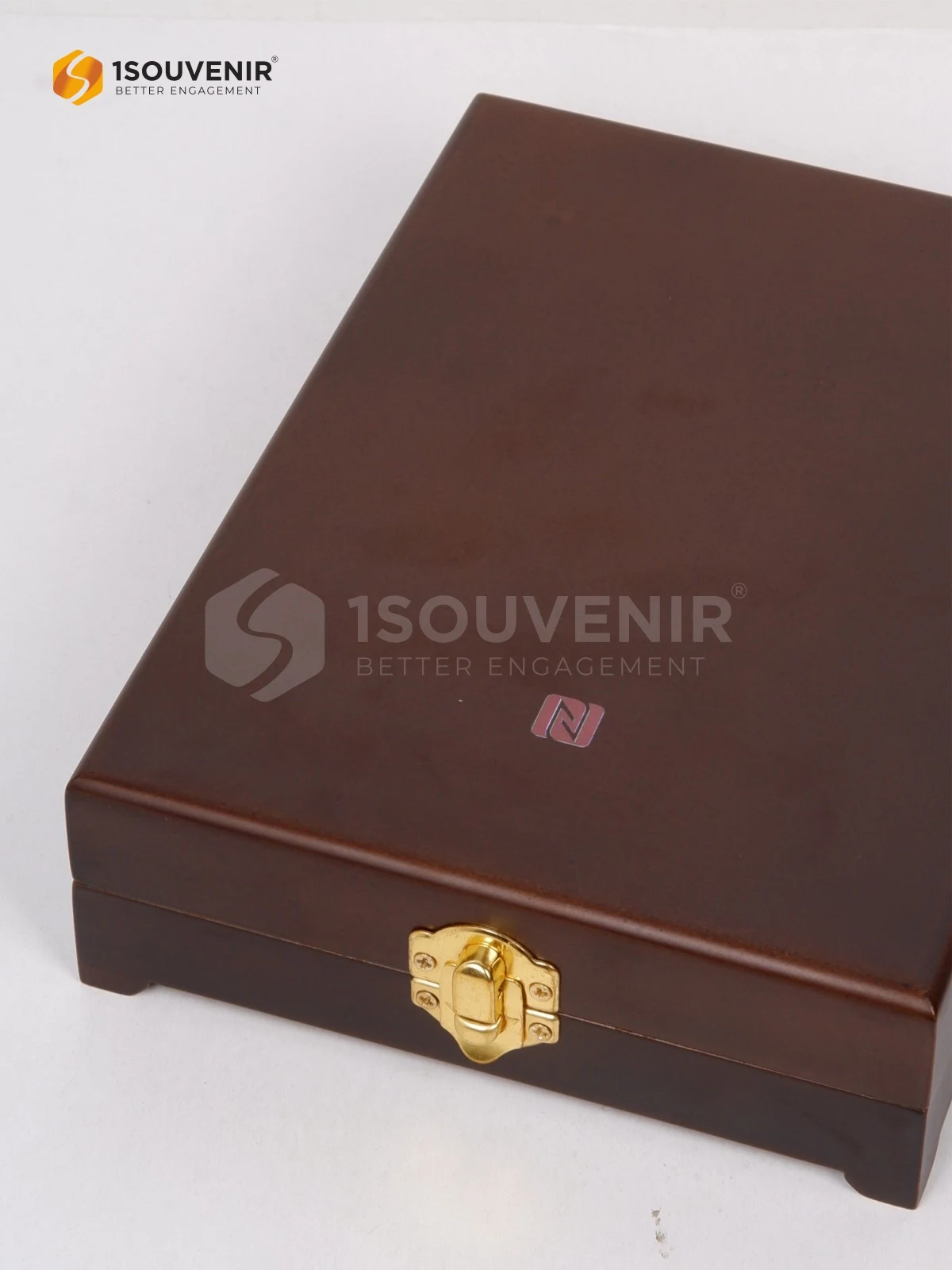 Plakat Kayu Penghargaan dari BMH DIY untuk Ummi Foundation dalam Riung Education Center 3 DETAIL2-PK655 Plakat Kayu BMH DIY