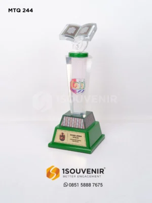 Piala Penghargaan Juara Umum MTQ...