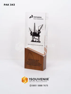 Plakat Kayu Akrilik Ucapan Terima Kasih atas Support kepada Pertamina Hulu Indonesia