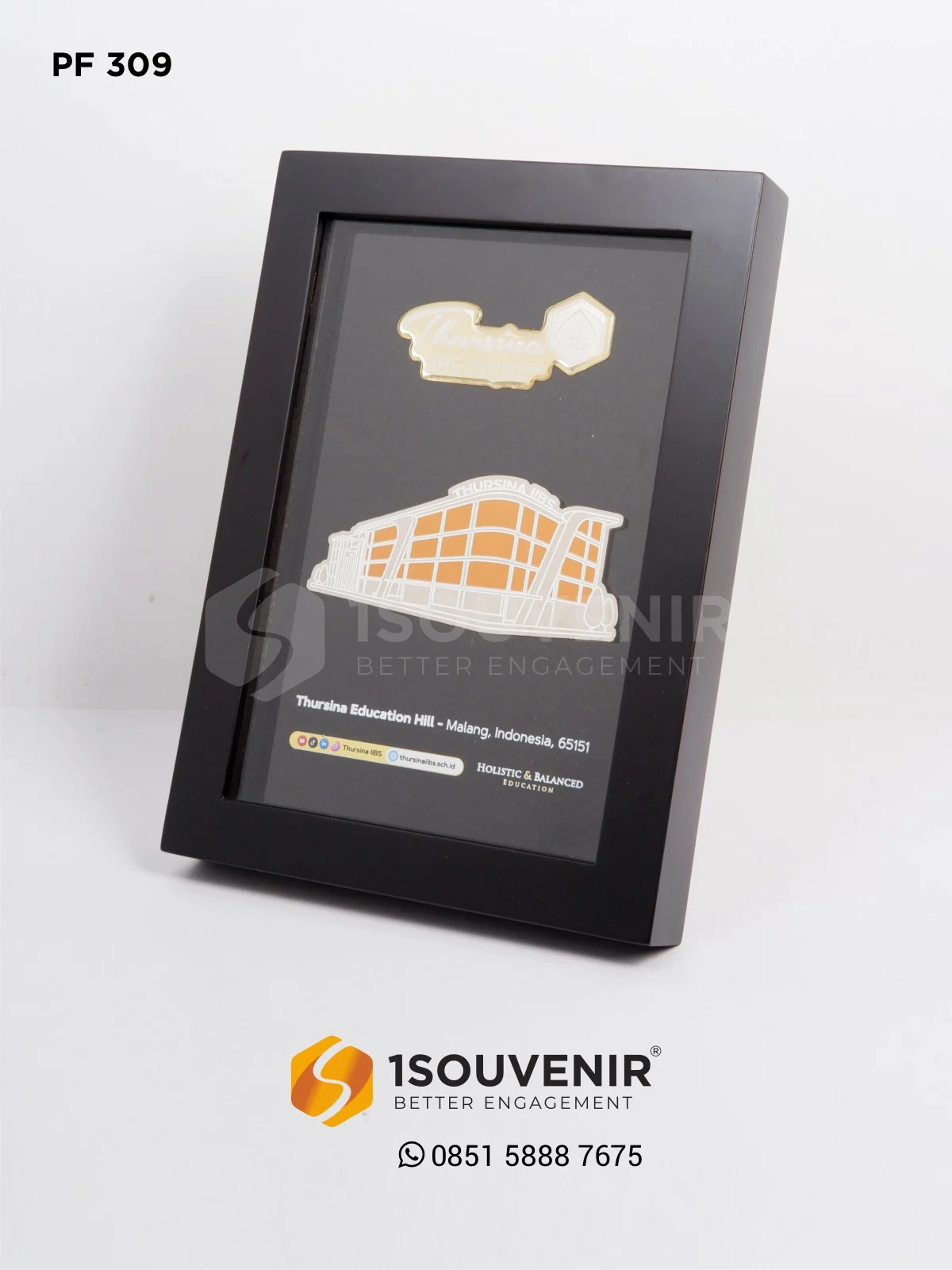 Plakat Frame Cendera Mata dari Thursina Education Hill 1 PF309 Plakat Frame Thursina Education Hill