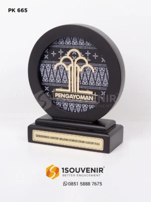 Jogjaplakat | Toko Plakat & Pusat Plakat Terlengkap 58 Plakat Kayu Bulat Cendera Mata...