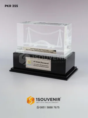 Plakat Kristal Kenang-kenangan...