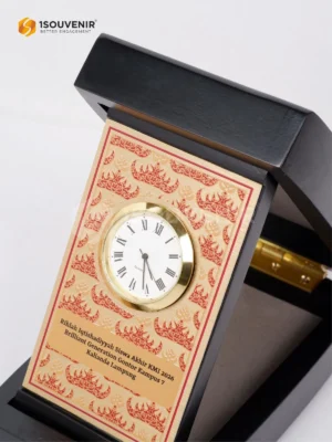 Plakat Jam Cendera Mata Rihlah...