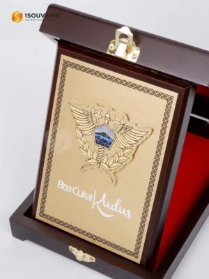 Jogjaplakat | Toko Plakat & Pusat Plakat Terlengkap 55 Plakat Kayu Cendera Mata dari Bea...