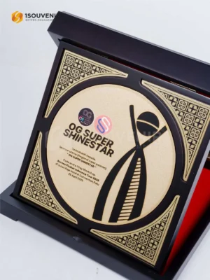 Plakat Kayu Apresiasi untuk Sponsor...