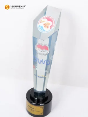 Jogjaplakat | Toko Plakat & Pusat Plakat Terlengkap 31 Piala Penghargaan AML CTF CPF Office...