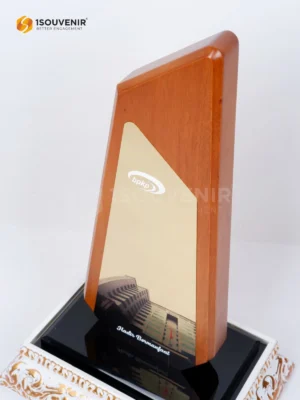 Jogjaplakat | Toko Plakat & Pusat Plakat Terlengkap 31 Piala Penghargaan BPKP Hadir Bermanfaat