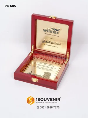 Plakat Kayu Penghargaan Kerja Sama...