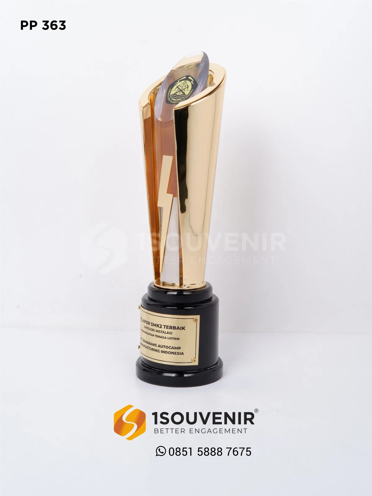Piala Penghargaan Pelapor SMK2 Terbaik Kategori Instalasi Pemanfaatan Tenaga Listrik 1 PP363 Piala Penghargaan Pelapor SMK2