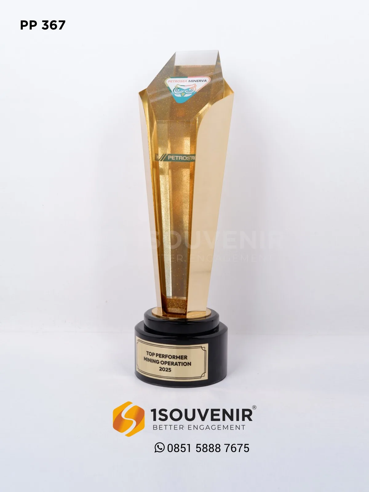 Piala Penghargaan Top Performer Mining Operation 2025 dari Petrosea Minerva 1 PP367 Piala Penghargaan Top Performer Mining