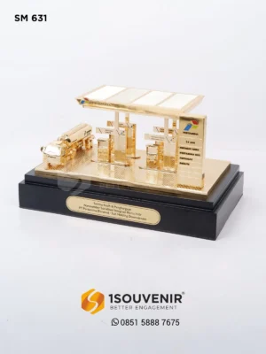 Miniatur SPBU Penghargaan untuk...