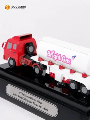 Jogjaplakat | Toko Plakat & Pusat Plakat Terlengkap 27 Miniatur Truck Bright Gas PT Pertamina...