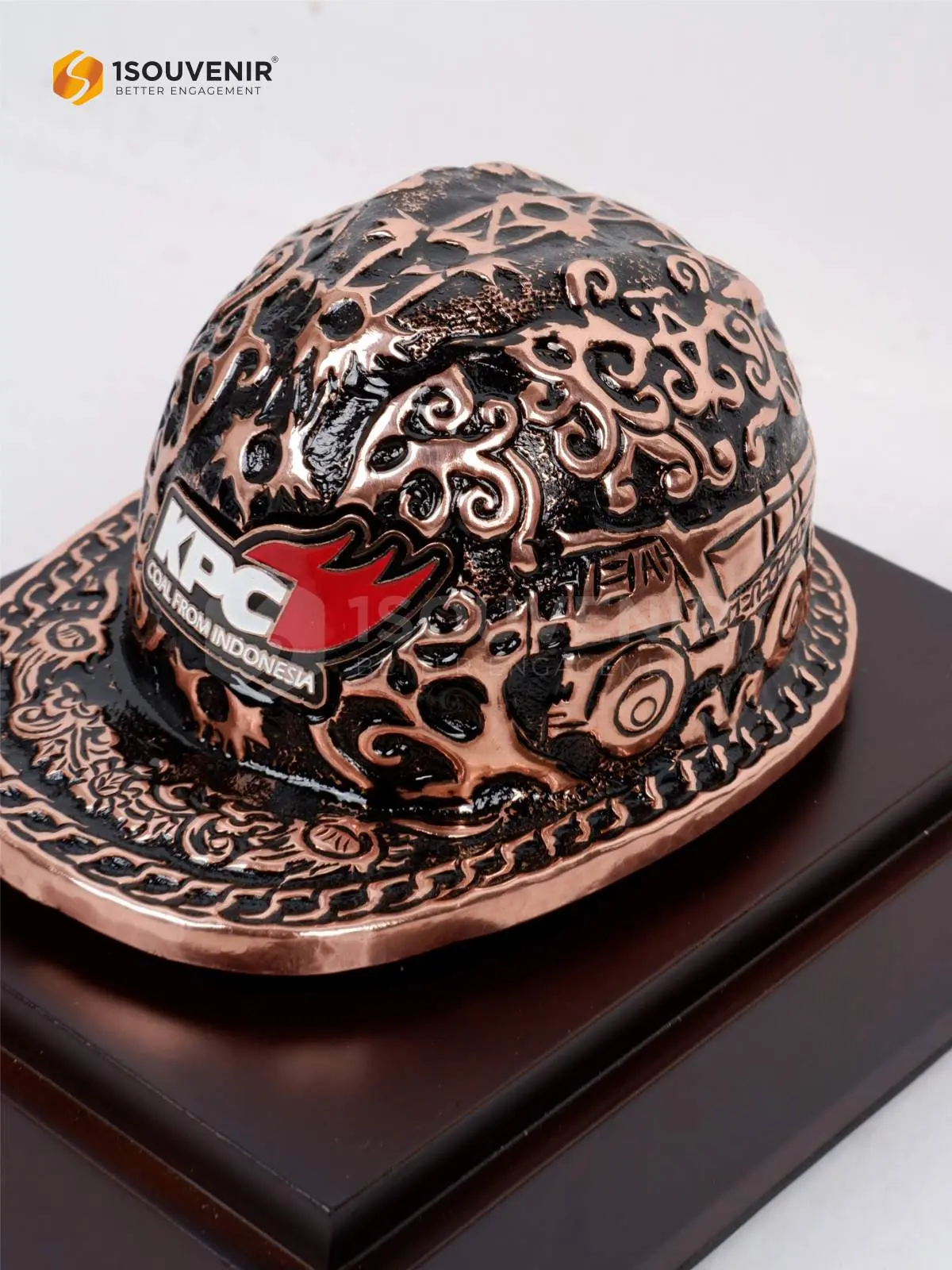 Miniatur Helm Ukir PT KPC 2 DETAIL-SM639 Miniatur PT KPC