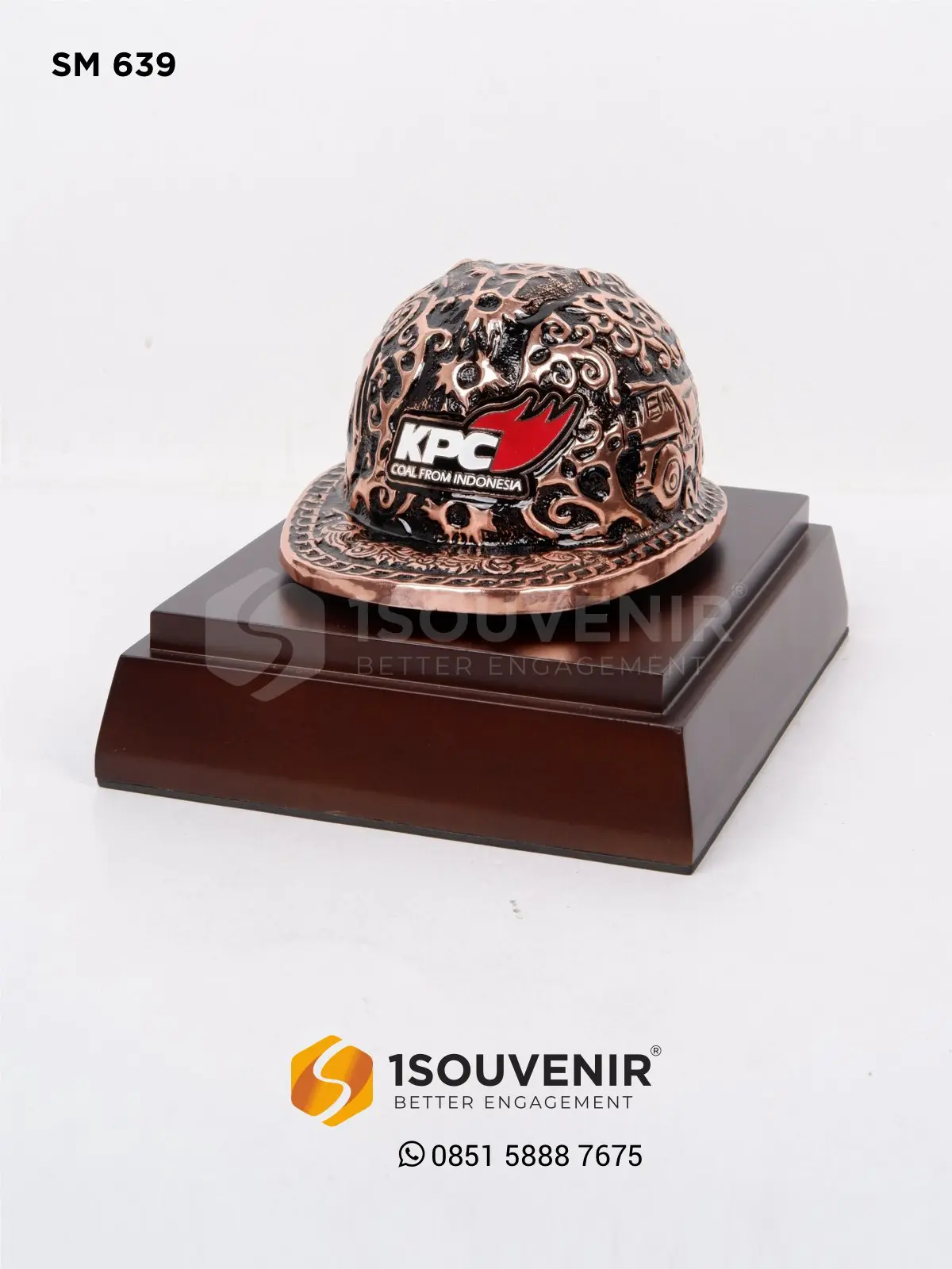 Miniatur Helm Ukir PT KPC 1 SM639 Miniatur PT KPC