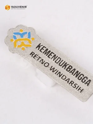 Jogjaplakat | Toko Plakat & Pusat Plakat Terlengkap 19 Pin Logam Kemendukbangga