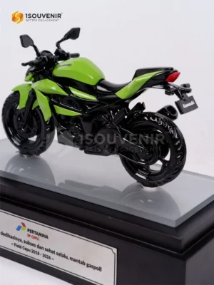 Miniatur Motor Ninja Kawasaki Pertamina...
