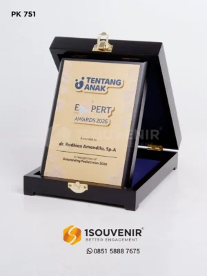 Jogjaplakat | Toko Plakat & Pusat Plakat Terlengkap 18 Plakat Kayu Apresiasi Expert Award...