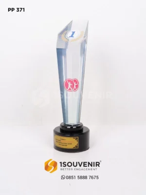 Piala Penghargaan Best Employees...