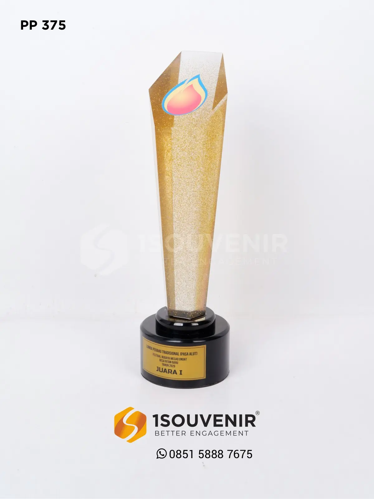 Piala Penghargaan Lomba Perahu Pasa Laut Festival Budaya Mecaq Undat Desa Ritan Baru 1 PP375 Piala Penghargaan Lomba Perahu