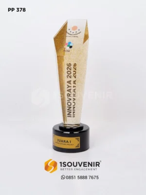 Piala Penghargaan Quality Control...