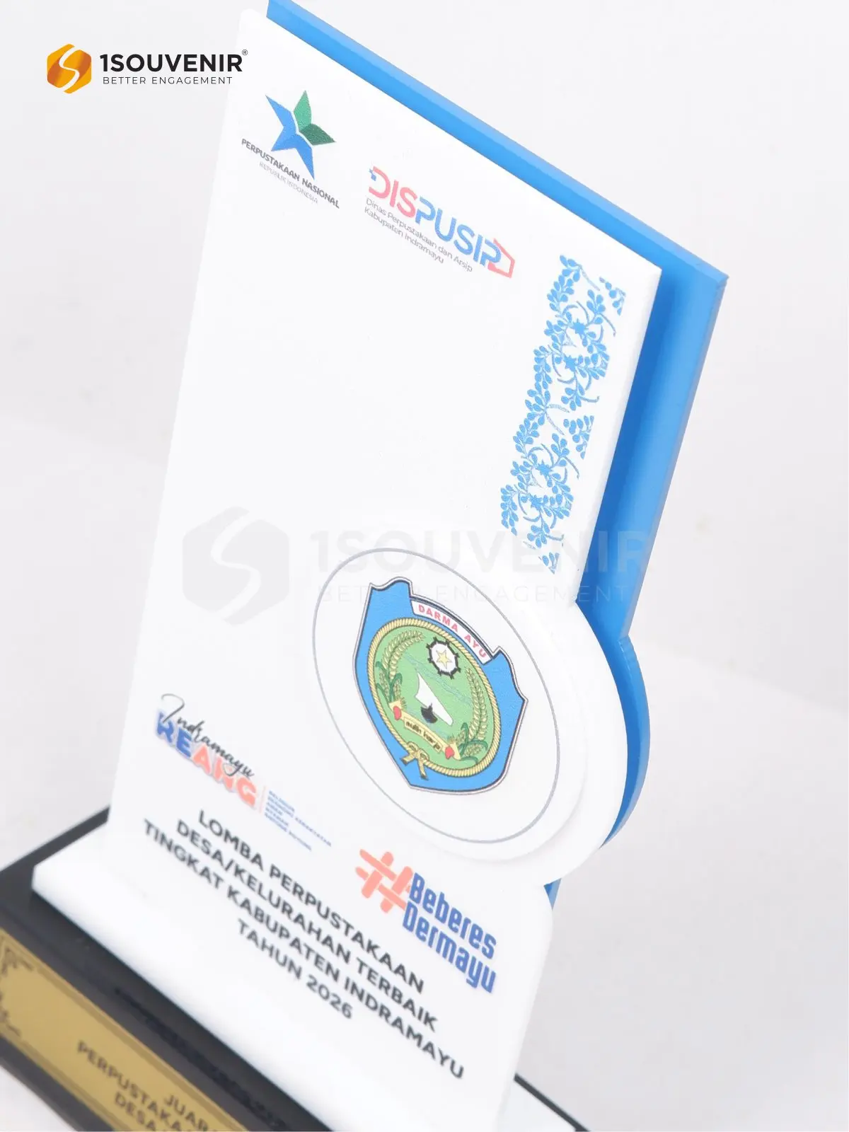 Plakat Akrilik Lomba Perpustakaan Desa/Kelurahan Tingkat Kabupaten Indramayu Tahun 2026 2 DETAIL-PA878 Plakat Akrilik Lomba Perpustakaan