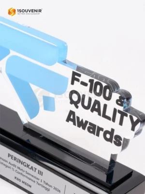 Mau Buat Plakat KKN? Pilih yang Berkelas dan Berkesan 2 Plakat Akrilik F-100 Quality Award Peringkat III Pelaksanaan Audit Mutu Semester 1 Tahun 2026