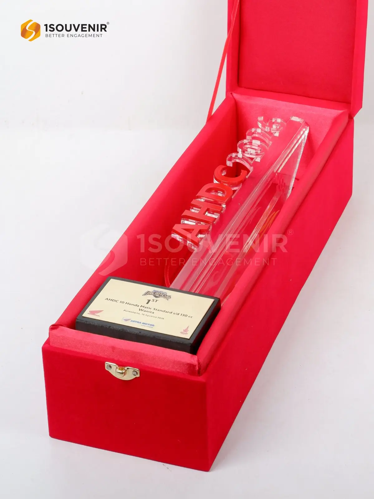 Piala Penghargaan AHDC 10 Honda Matic Standard s/d 130 cc Wanita 3 DETAIL2-PP385 Piala Penghargaan AHDC 10r
