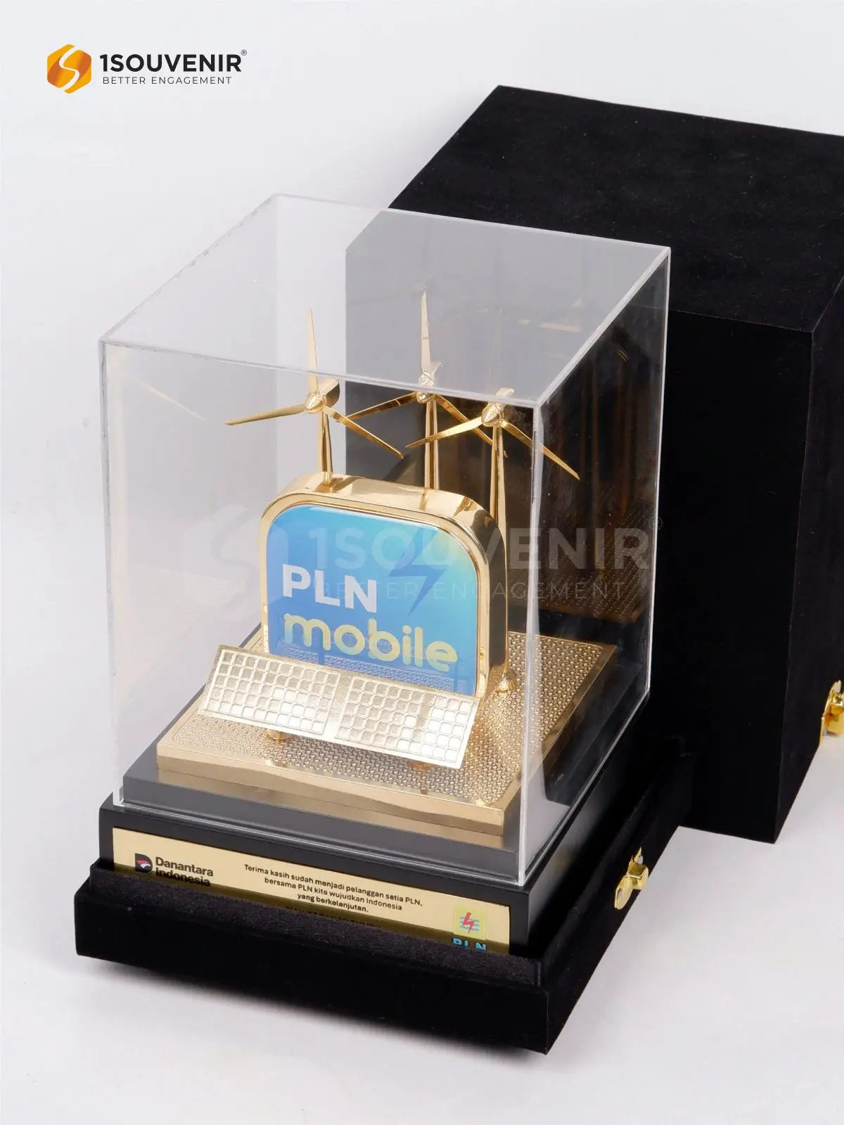 Miniatur Kincir dan Panel Surya PLN UP3 Tanah Bumbu 3 DETAIL2-SM651 Miniatur PLN UP3 Tanah Bumbu