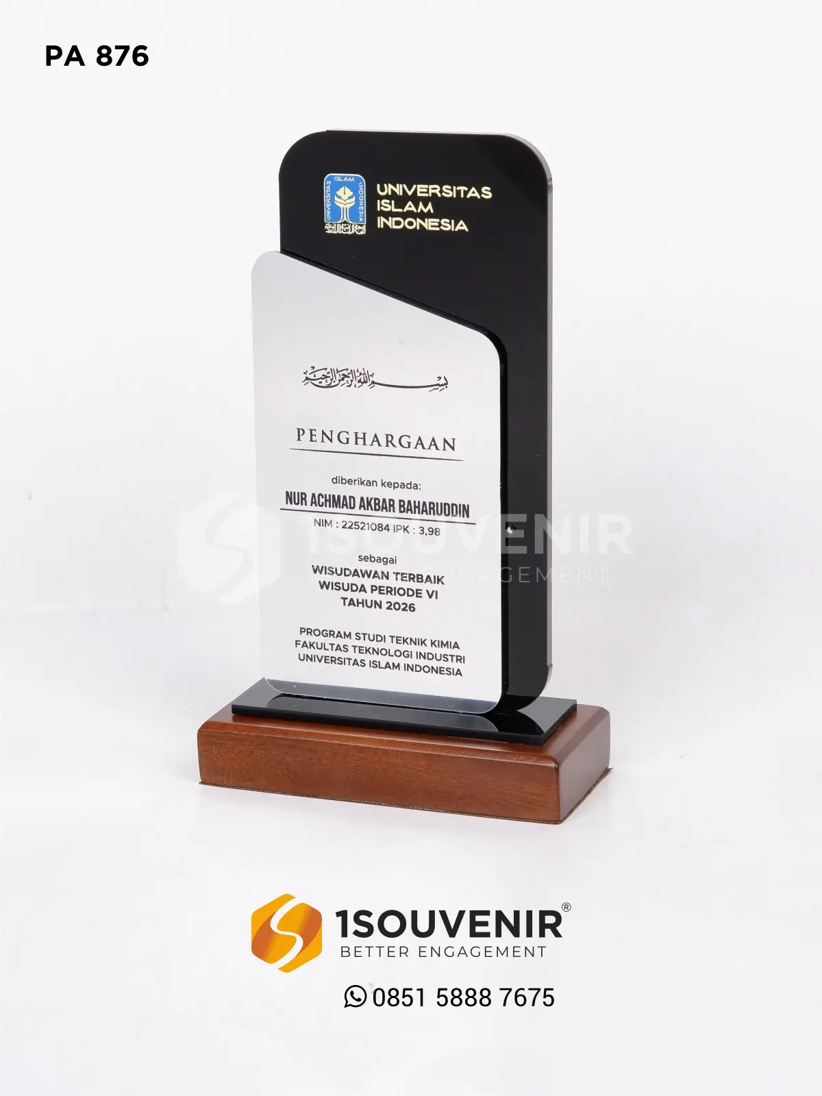 Plakat Akrilik Wisuda Periode VI Program Studi Teknik Kimia Fakultas Teknologi Industri UII 1 PA876 Plakat Akrilik Wisuda Periode VI