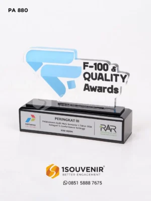 Mau Buat Plakat KKN? Pilih yang Berkelas dan Berkesan 1 Plakat Akrilik F-100 Quality Award Peringkat III Pelaksanaan Audit Mutu Semester 1 Tahun 2026