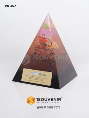 Plakat Resin Faragrace Course for...