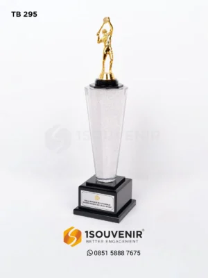 Piala Bergilir Resin Bulu Tangkis...