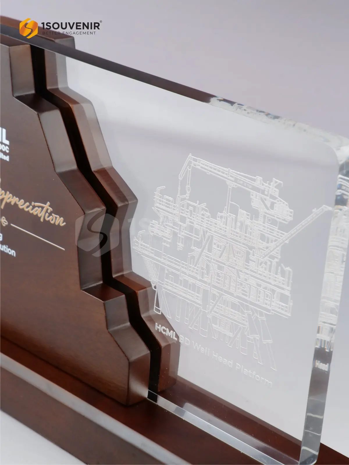 Plakat Kayu Akrilik Utmost Appreciation dari SKK Migas 2 DETAIL-PAK384 Plakat Kayu Akrilik Utmost Appreciation