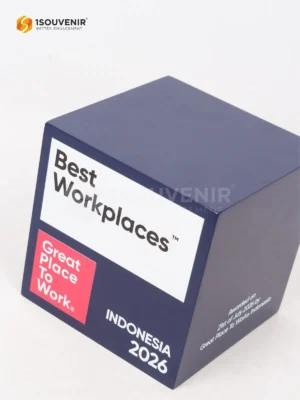 Plakat Kayu Best Workplaces In Indonesia...