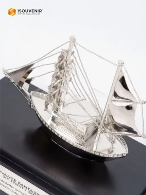 Miniatur Kapal Pinisi The Advance...