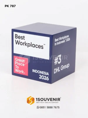 Plakat Kayu Best Workplaces In Indonesia DHL Group