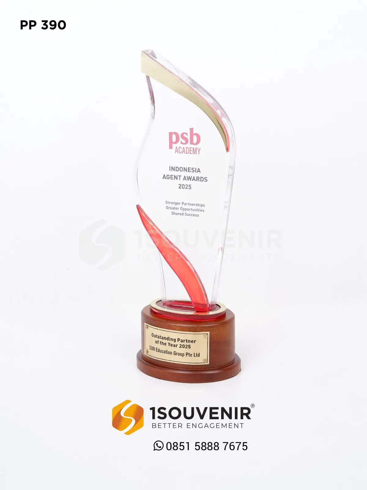 Piala Penghargaan Indonesia Agent Awards dari PSB Academy 1 PP390 Piala Penghargaan Indonesia Agent Awards