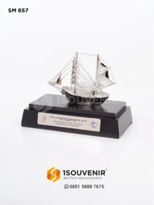 Miniatur Kapal Pinisi The Advance...