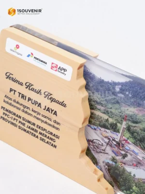 Plakat Kayu Akrilik Pemboran Sumur Eksplorasi...